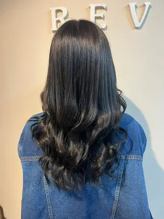 ロング 服部 楓のヘアスタイル