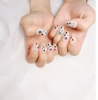 ネイル pink ladyサロン所属・べ にのネイルデザイン