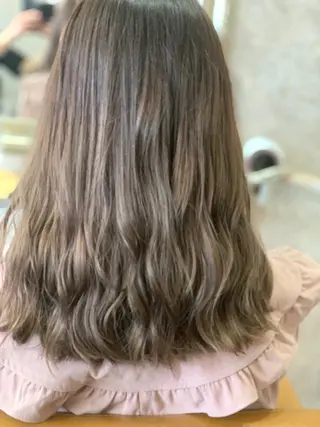 セミロング メンズスタイル バレイヤージュ　齋藤のヘアスタイル