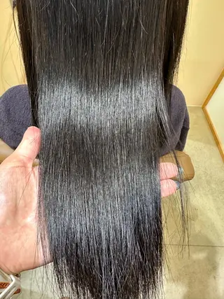 ミディアム ౨ৎ︎Zina 川口 KIRARI౨ৎのヘアスタイル