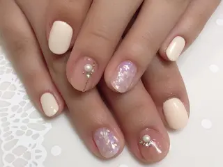 ネイル カルフール リル MOEのネイルデザイン
