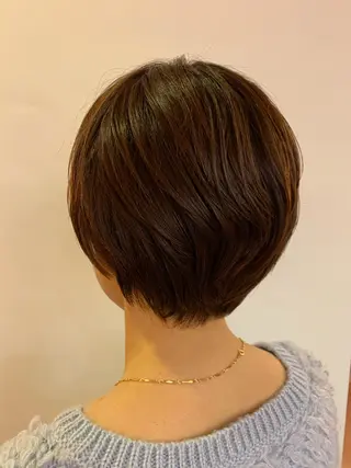 ショート 榎本 美雪のヘアスタイル