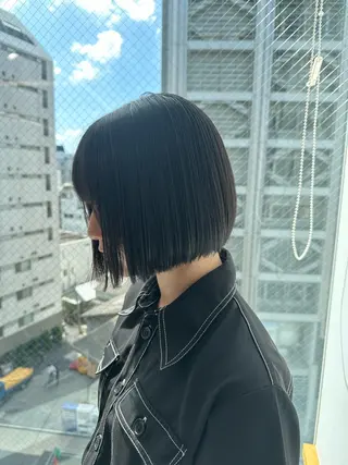 ミディアム ブリーチなし/レイヤ ー特化🌈Tommyのヘアスタイル