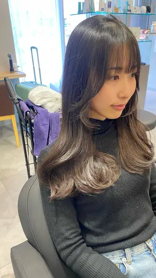 ロング マスイ カイセイのヘアスタイル