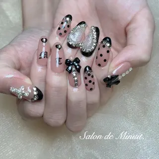 ネイル Momo 🤍のネイルデザイン