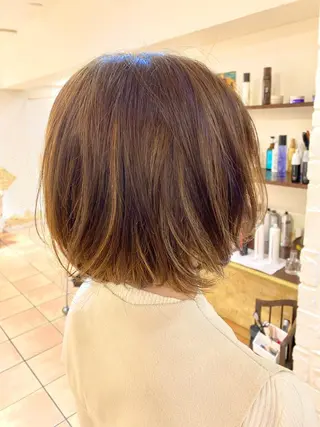 ショート カラー RINA 【Loem】のヘアスタイル