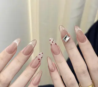 ネイル エリ🫧 nail池袋東口のネイルデザイン