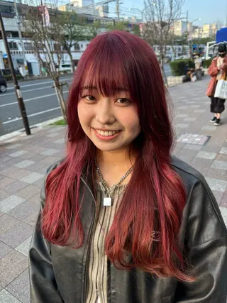 ロング カラー 穐田 航のヘアスタイル