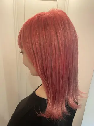 セミロング カラー STELLA 小林優真のヘアスタイル