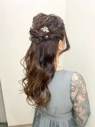 ロング ヘアアレンジ naitre 🌼SHIORI🌼のマツエク・マツパデザイン