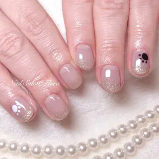 ネイル NailSalon Fluraのネイルデザイン