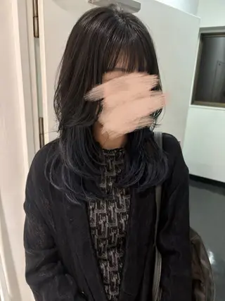 ミディアム 大山 茶子のヘアスタイル
