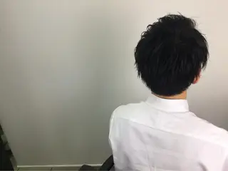 ショート メンズ 小野 隼輔のヘアスタイル