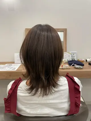 ミディアム カラー やまこし 美裕樹のヘアスタイル