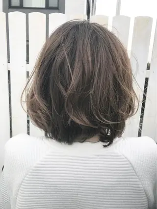 ショート ミディアム セミロング ロング カラー ヘアアレンジ 白髪ぼかしハイライト バレイヤージュヤマトのヘアスタイル