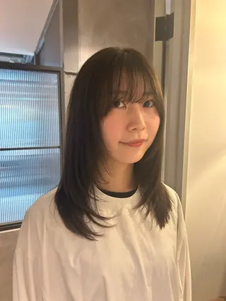 ミディアム カラー Mori Aimiのヘアスタイル