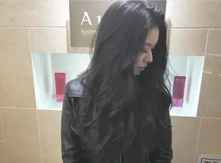 ロング カラー 髪質改善サロン 心斎橋ARCHEのヘアスタイル