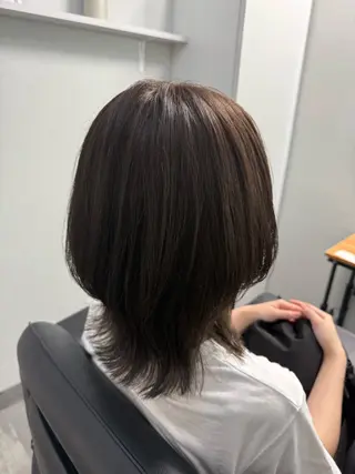 ミディアム 高橋 葵のヘアスタイル