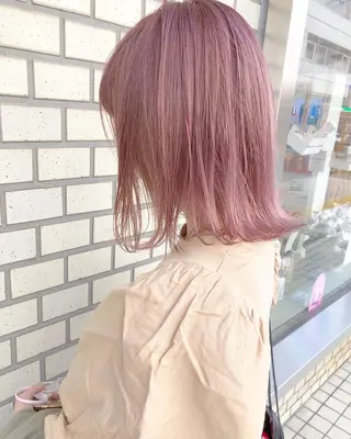 ミディアム カラー パーマ ヘアアレンジ ハイトーン特化🤍 浦住のヘアスタイル
