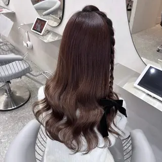 ロング カラー ヘアアレンジ yurina🩰新宿 艶カラー・アレンジのヘアスタイル