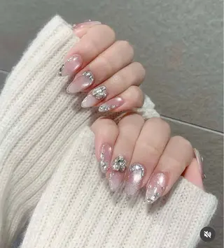ネイル T.Lee Nail Lilyのネイルデザイン