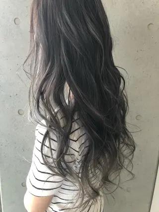 ロング カラー 松本 明日可のヘアスタイル