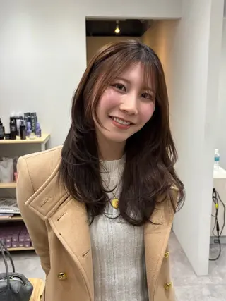 セミロング SYUMA .のヘアスタイル