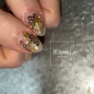 ネイル S♡JEWEL所属・S. JEWELのネイルデザイン