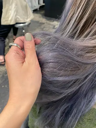 カラー サイレント美容師 アイリィのヘアスタイル