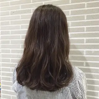 セミロング カラー パーマ ヘアアレンジ 山北 咲子のヘアスタイル