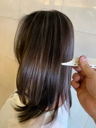 セミロング カラー 船津武俊 フナツタケトシのヘアスタイル