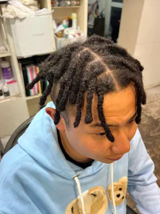 パーマ コーンロウ／ドレッド 浅賀晟弥のヘアスタイル