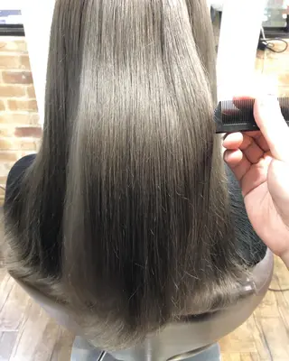ミディアム カラー ヘアアレンジ 遠藤 拓馬のヘアスタイル