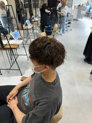 カラー パーマ メンズ ブリーチなしwカラー /艶カラー/oukaのヘアスタイル