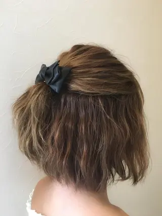 ショート カラー ヘアアレンジ IVY villa Suzu.のヘアスタイル