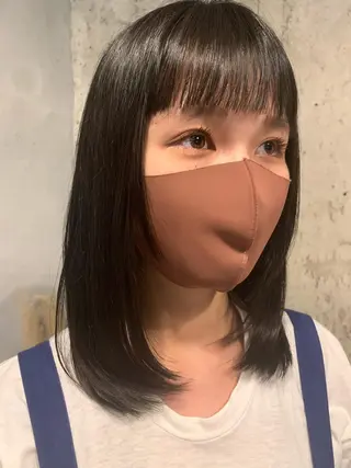 ミディアム ブリーチなしWカラー /地毛風/小林凪沙のヘアスタイル