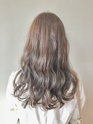ロング カラー OJIMA YUKAのヘアスタイル