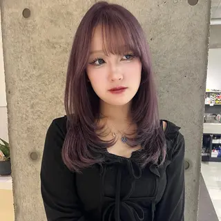 セミロング カラー 広香🪽ハイトーン/ レイヤー/ヘアセットのヘアスタイル