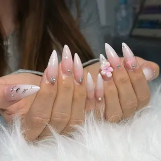 ネイル MIO nail   Osaka所属・Mio nail Osakaのネイルデザイン