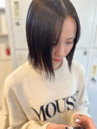 ミディアム 平野 沙織のヘアスタイル