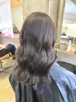 セミロング カラー 和歌山髪質改善 那須優太のヘアスタイル