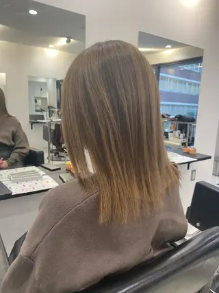 セミロング カラー opus 店長大和 レイヤー/赤み消しのヘアスタイル