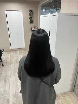 セミロング 川口 南瑠のヘアスタイル