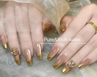 ネイル Pure&Rich Nailのネイルデザイン