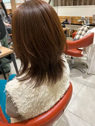 ミディアム 横田 まおのヘアスタイル