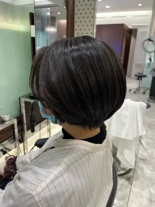 ショート 波巻きウェーブ 韓国風パーマ 纐纈のヘアスタイル