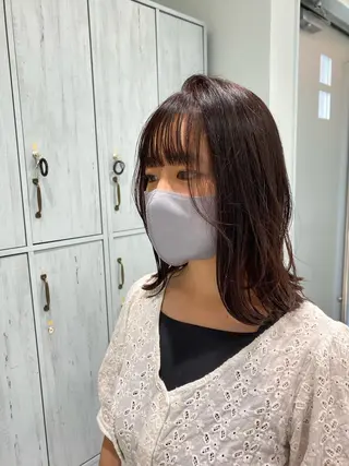 ミディアム カラー 中川 茜里のヘアスタイル