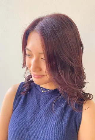 ミディアム 内野 友貴のヘアスタイル
