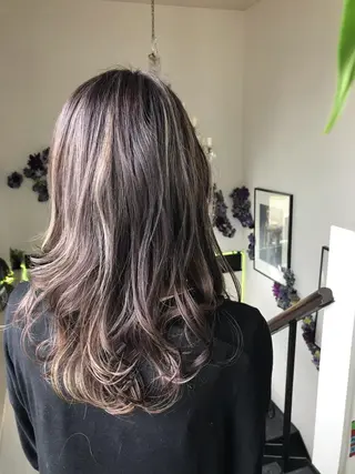 セミロング 松本 リサのマツエク・マツパデザイン