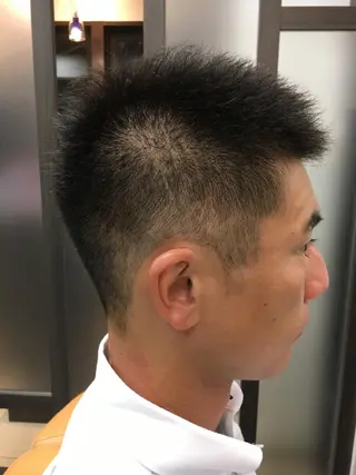 ショート メンズ 銀座バルビエグラン 角田雅樹（夜限定）のヘアスタイル